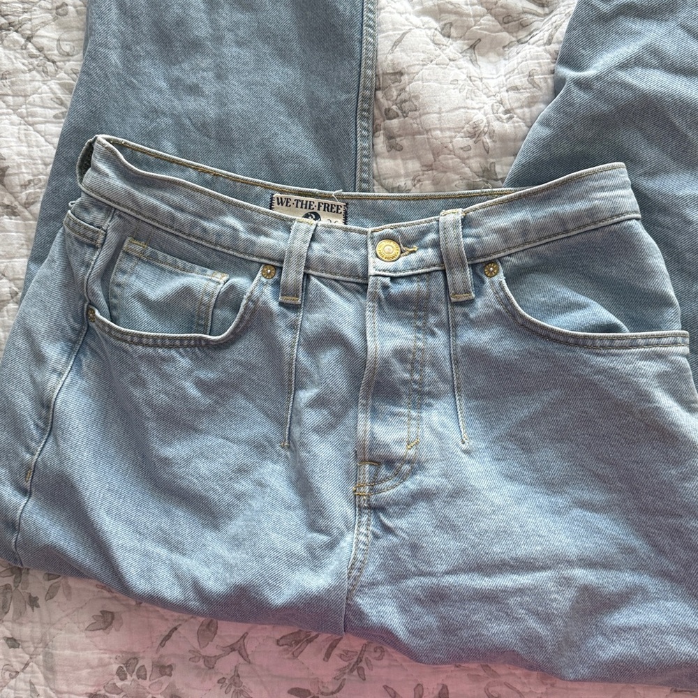 EUC We The Free A New Day Jeans 26 - Picture 5 of 10